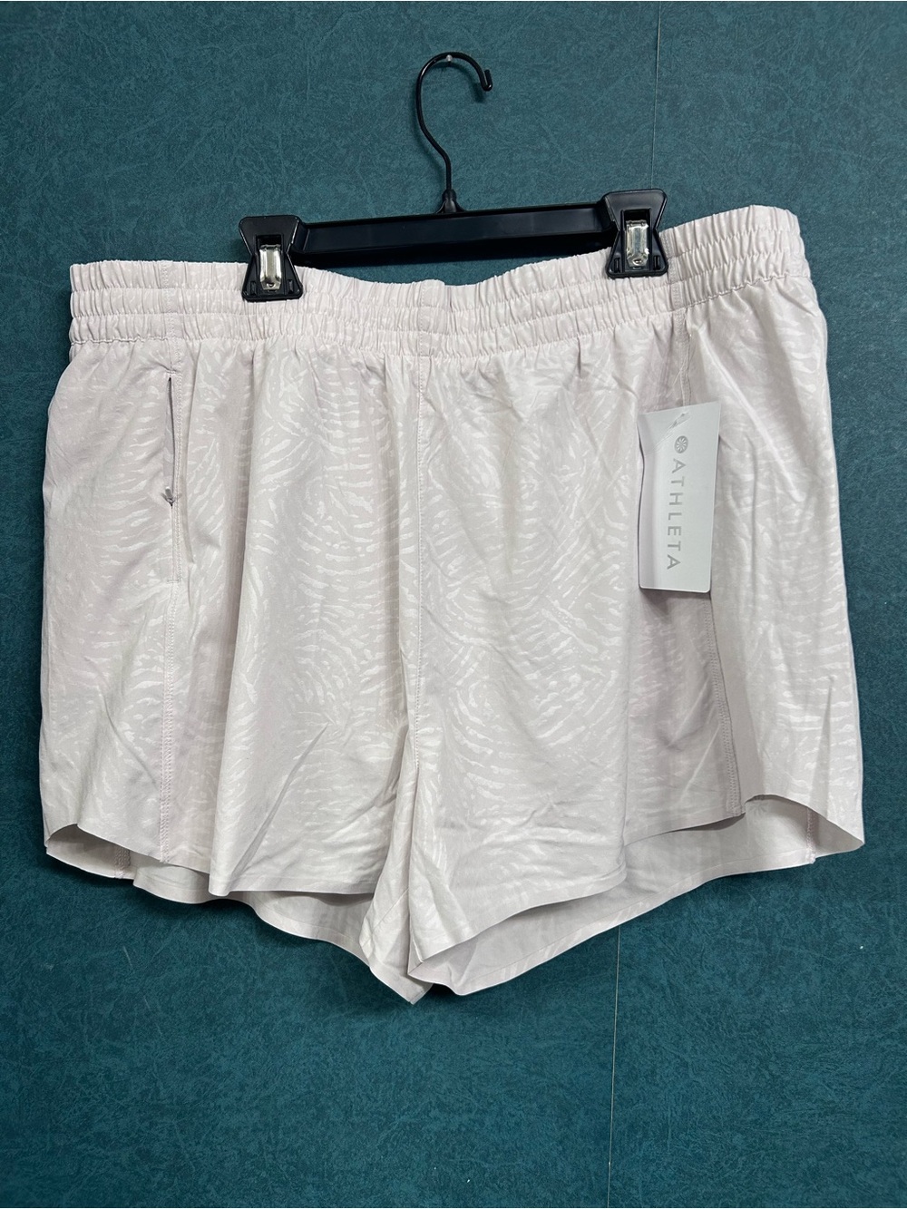 NWT 1X Athleta Pale Pink Printed Athletic Shorts